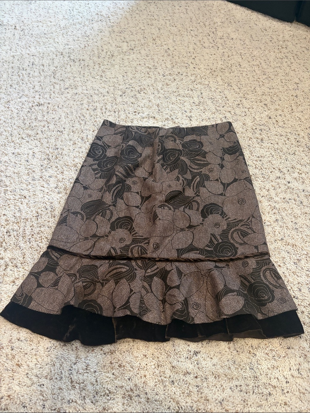 Floral A-Line Ruffle Hem Skirt in Taupe and Brown